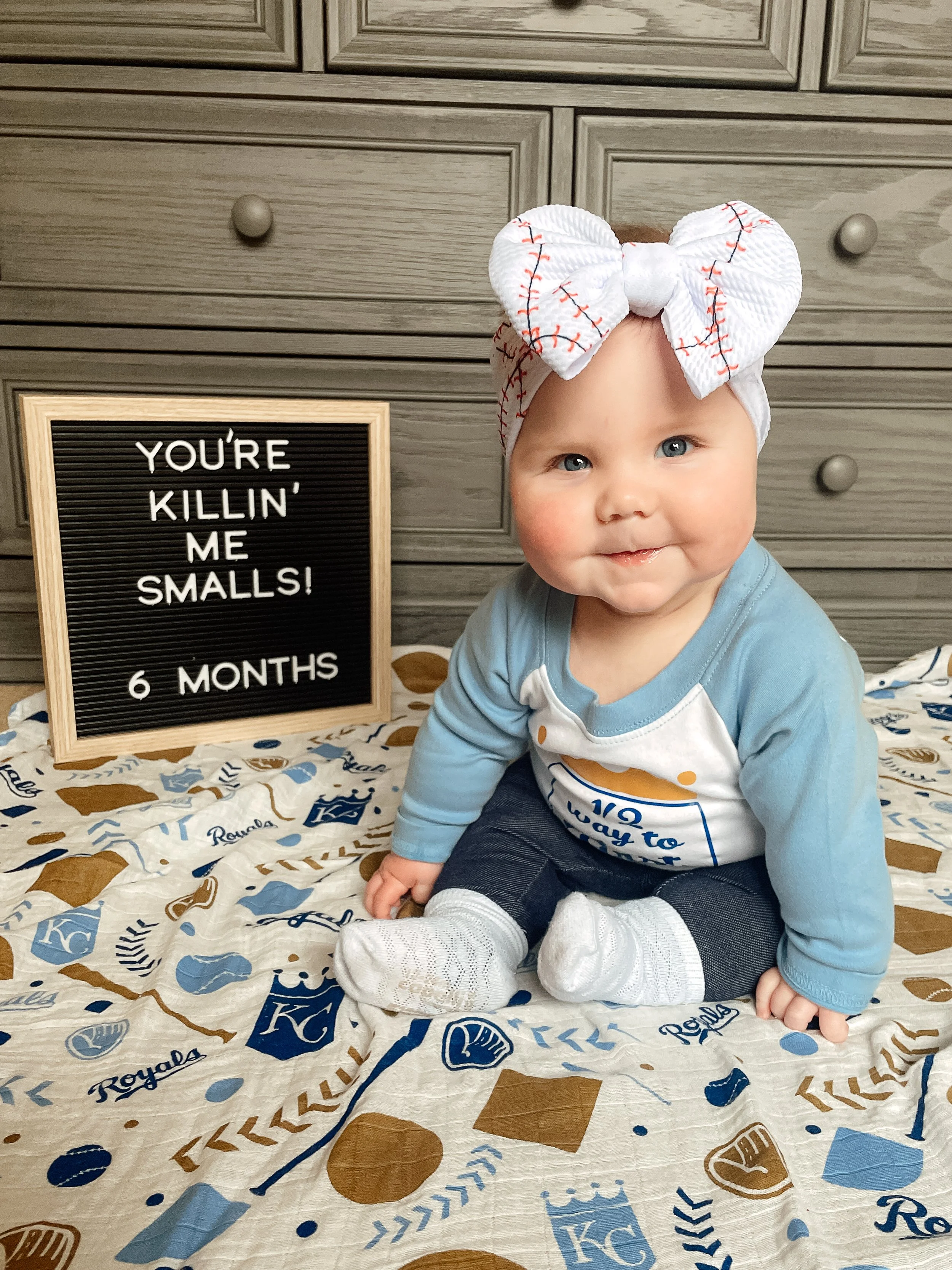 Photoshoot 6 month sales baby